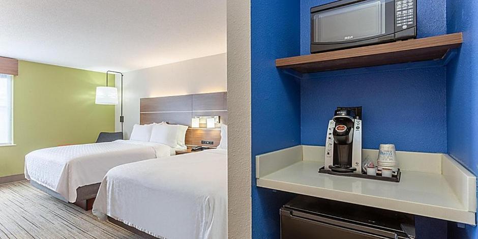 Holiday Inn Express & Suites - Kokomo South By Ihg Exteriör bild